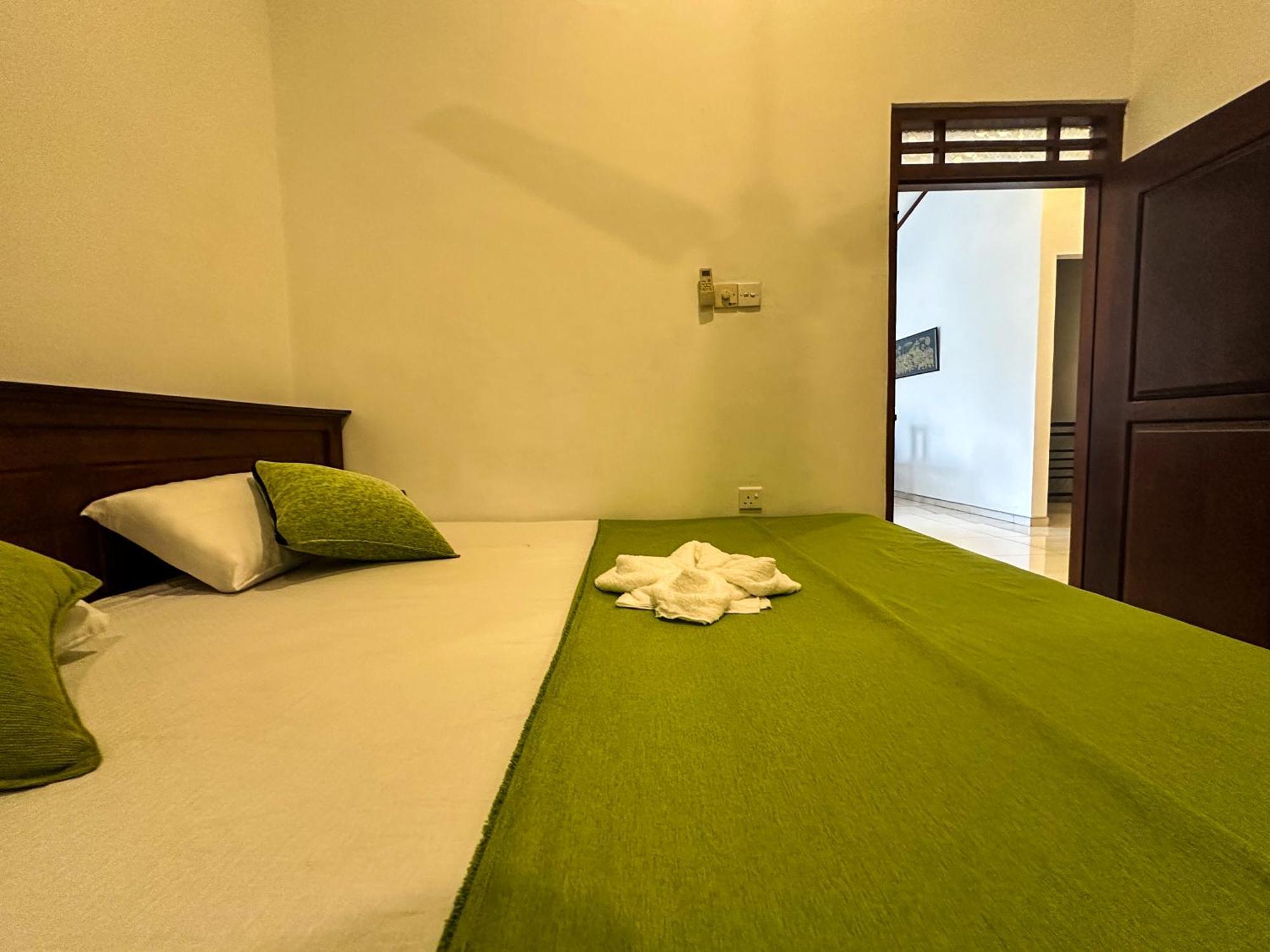 New Panda House Hotel Galle Szoba fotó